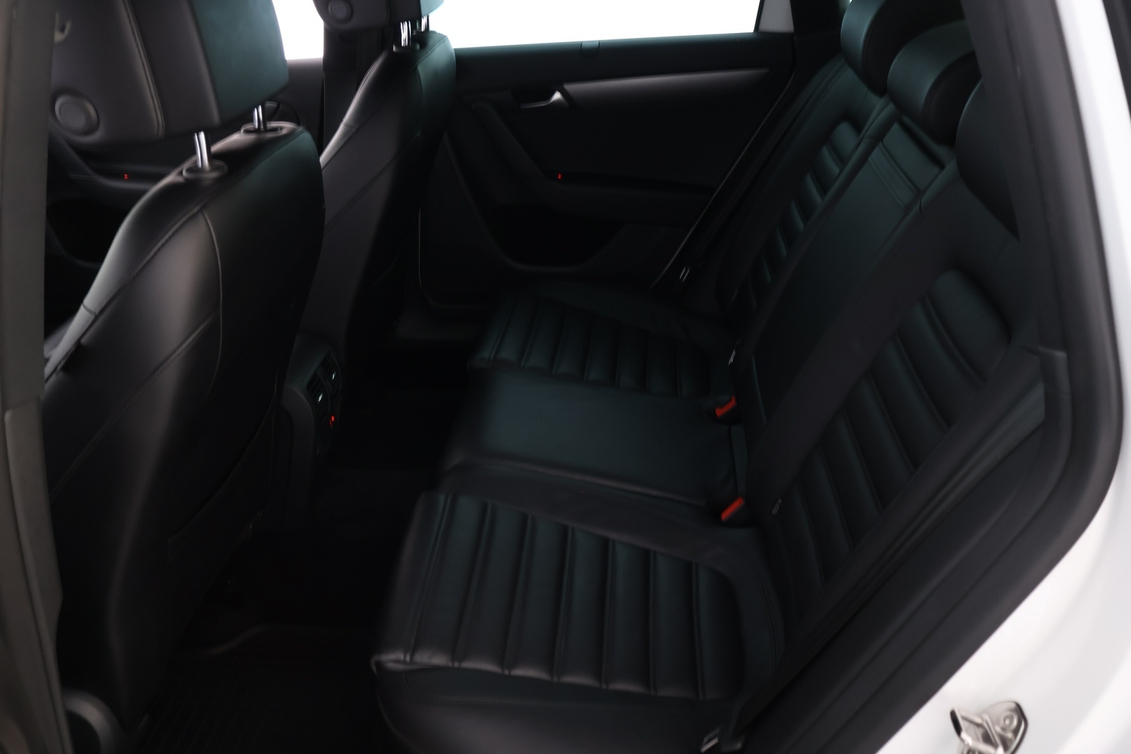 VOLKSWAGEN Passat 2014