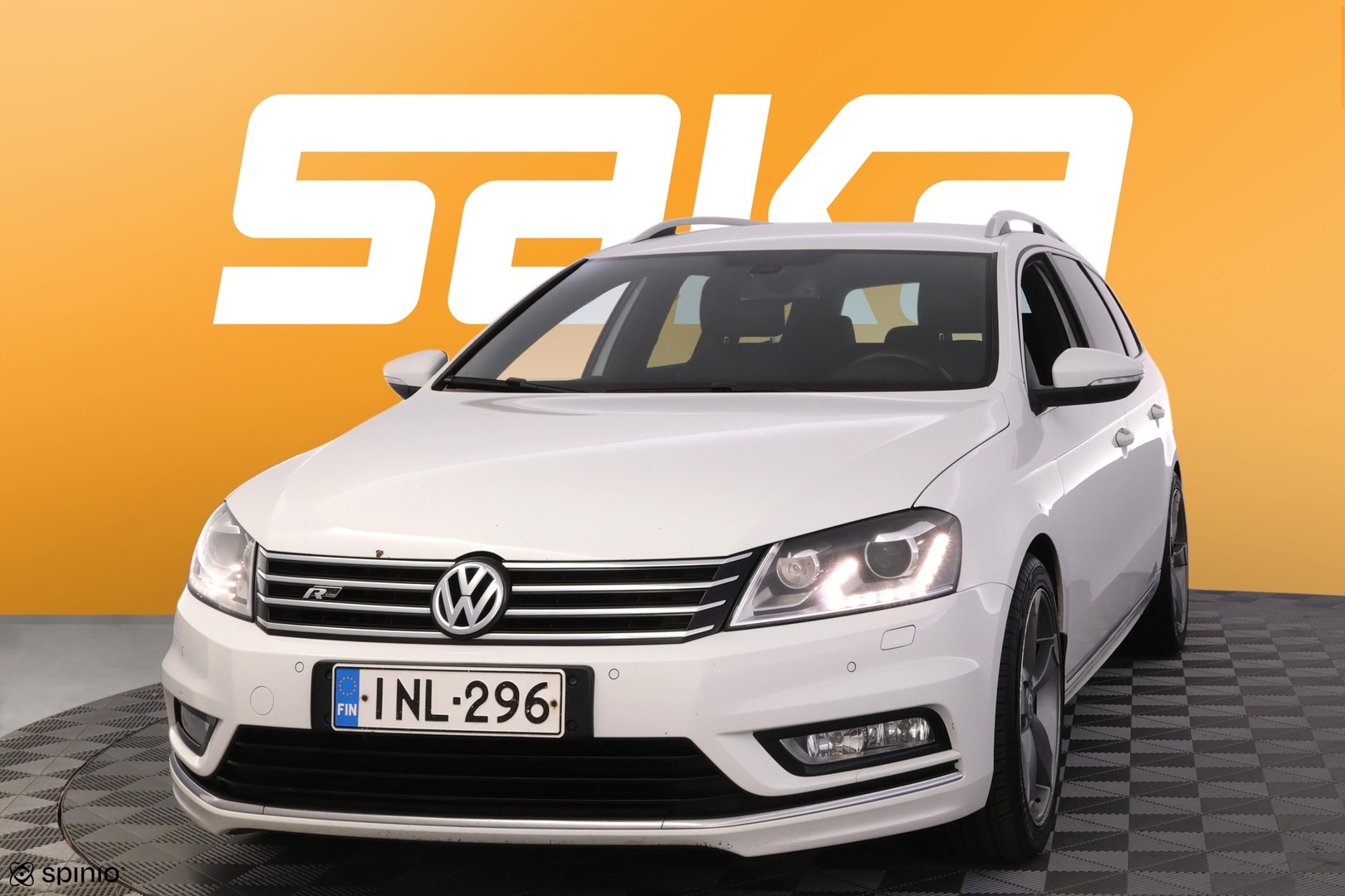 VOLKSWAGEN Passat 2014