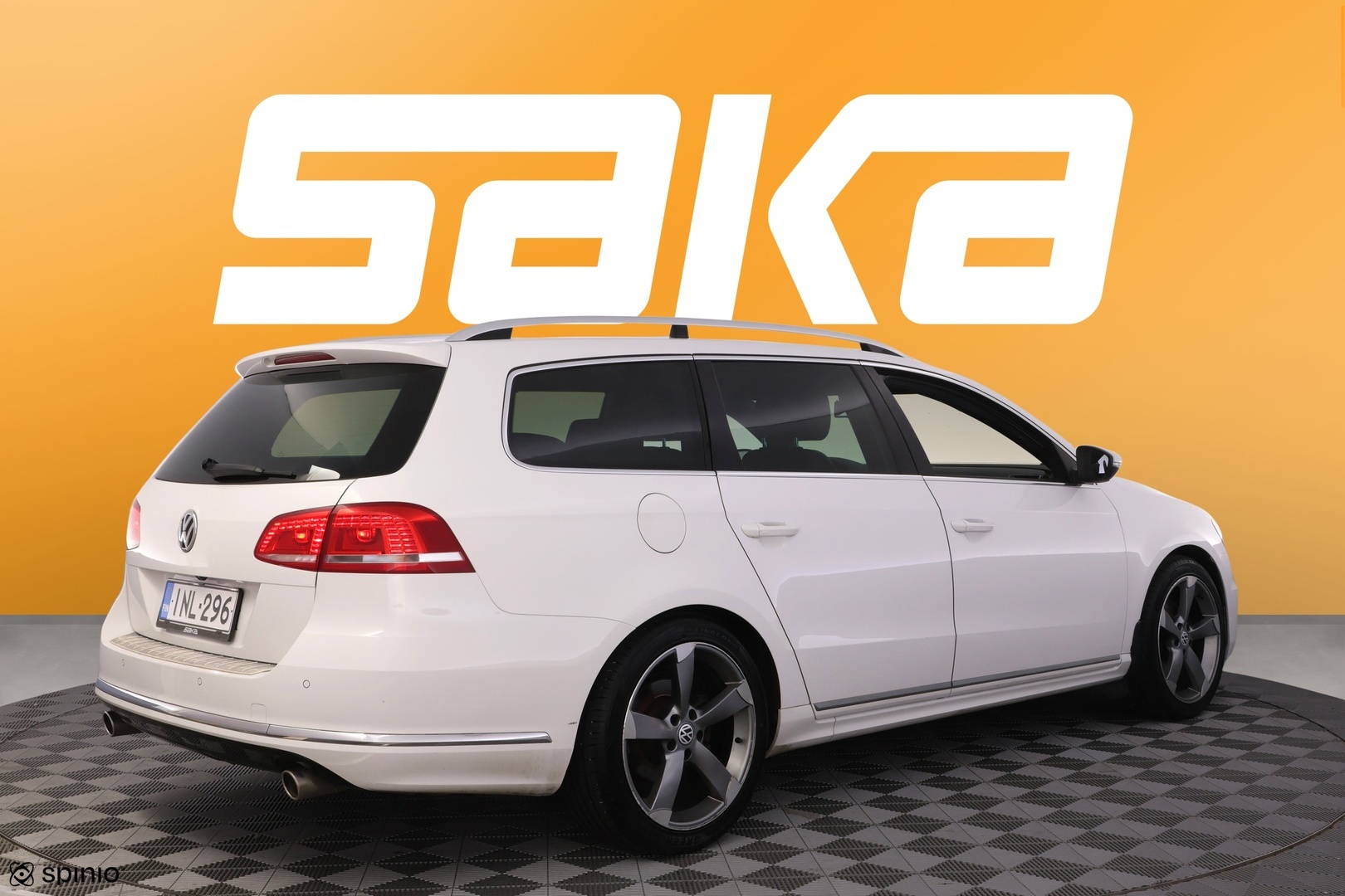 VOLKSWAGEN Passat 2014