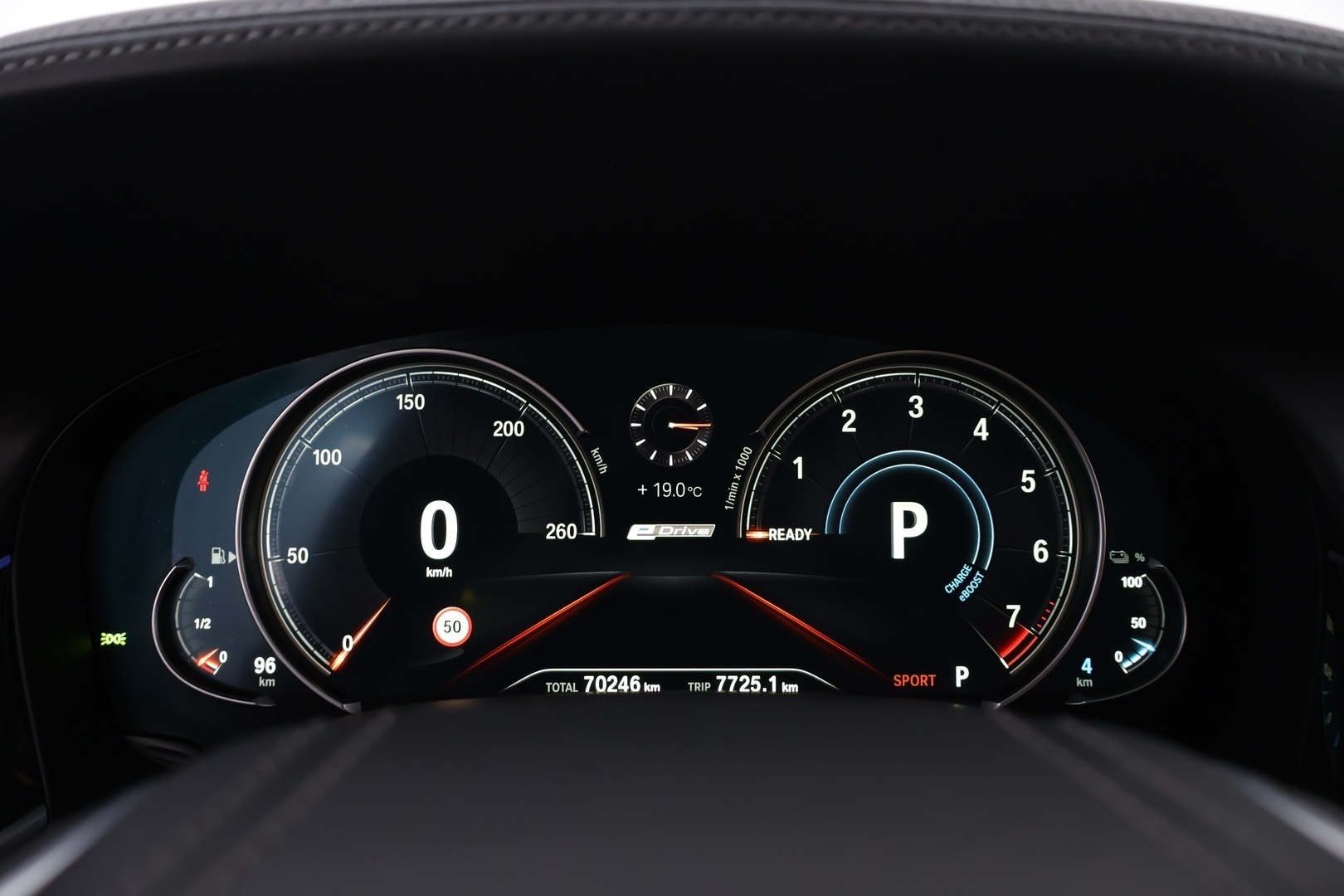 BMW 740 2017