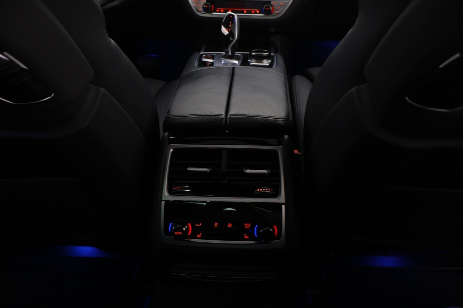 BMW 740 2017