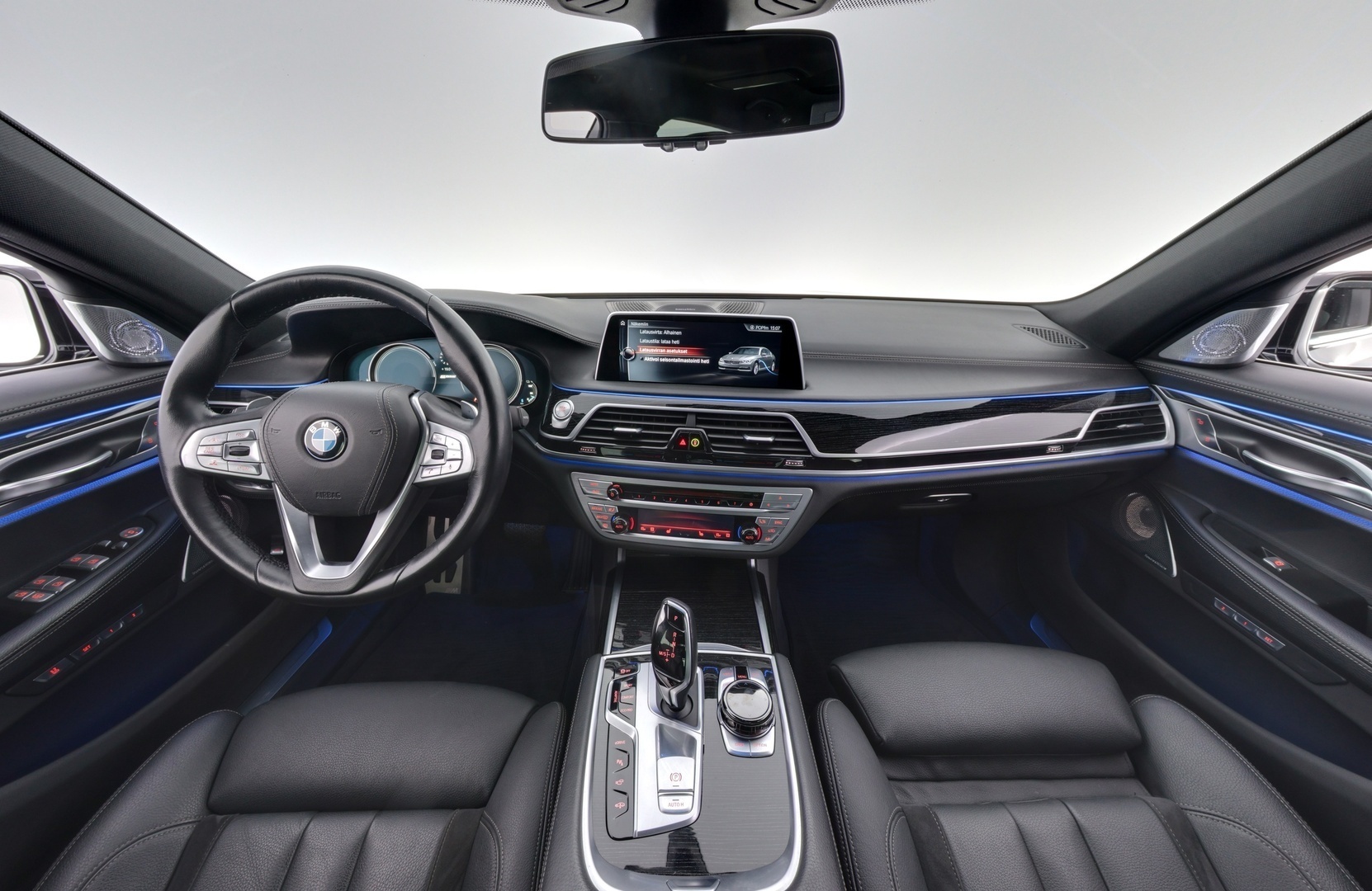 BMW 740 2017