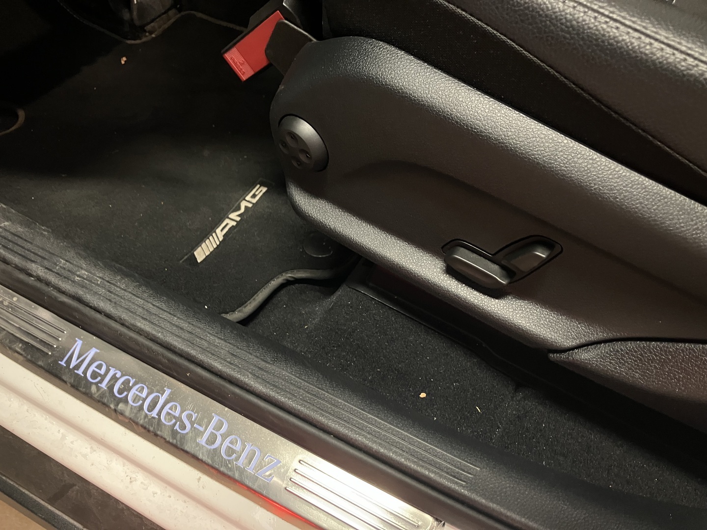 MERCEDES-BENZ GLC 2022