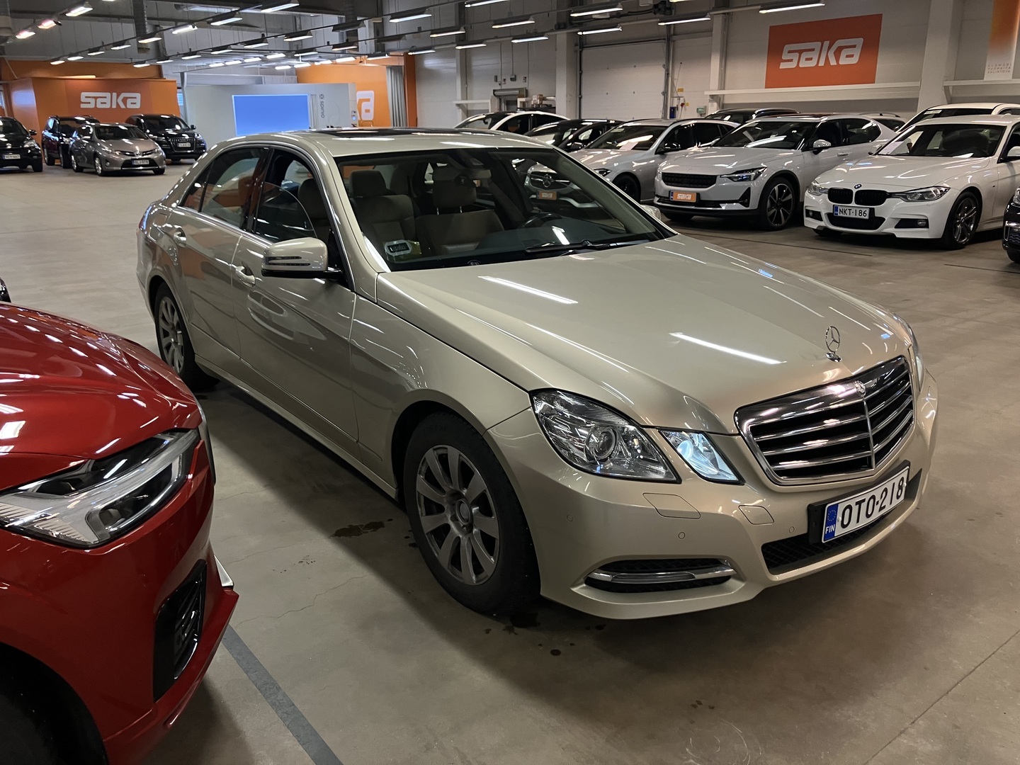 MERCEDES-BENZ E 2013