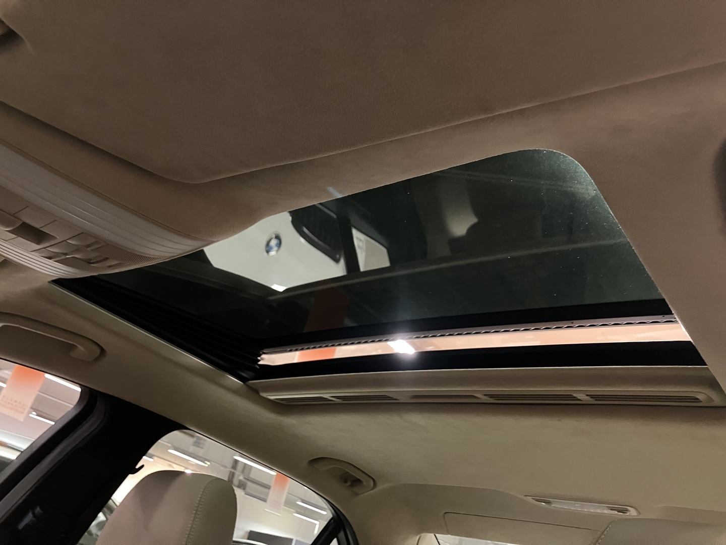 MERCEDES-BENZ E 2013