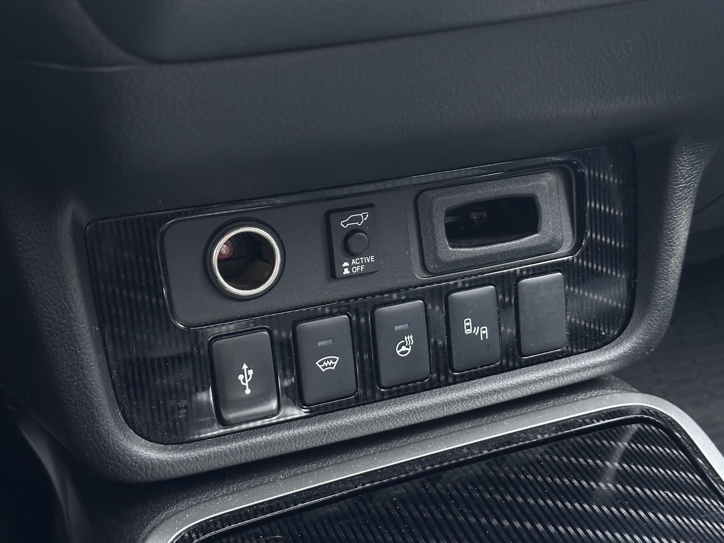 MITSUBISHI Outlander 2019