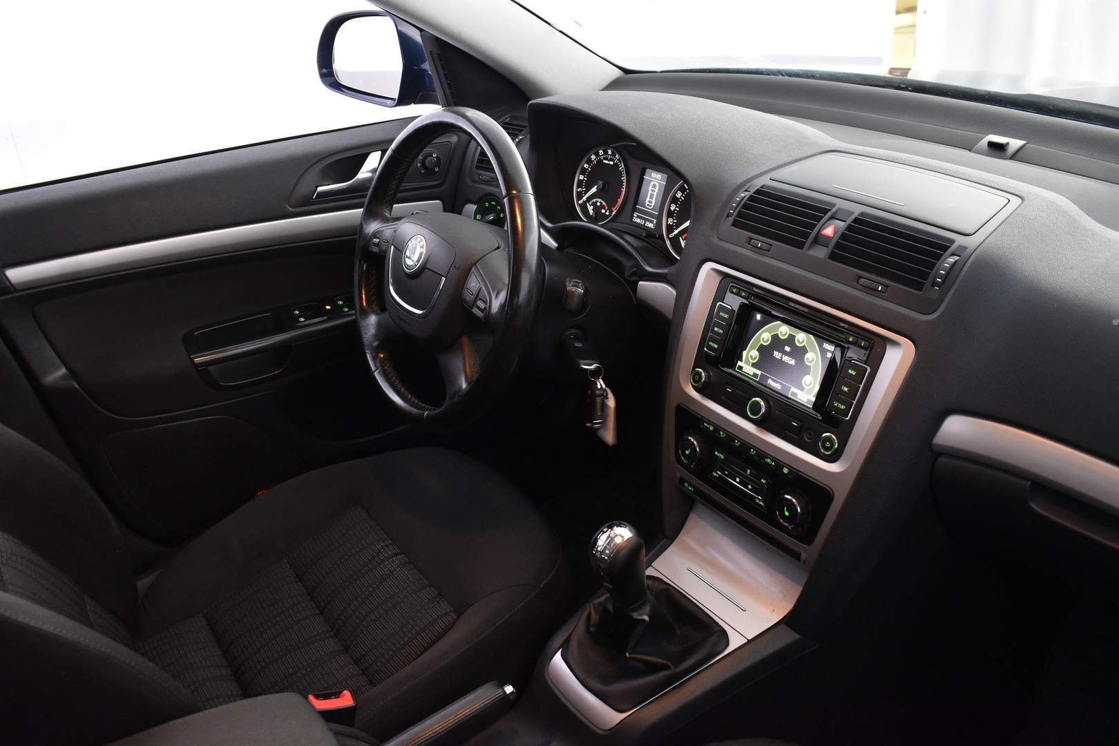 SKODA Octavia 2011
