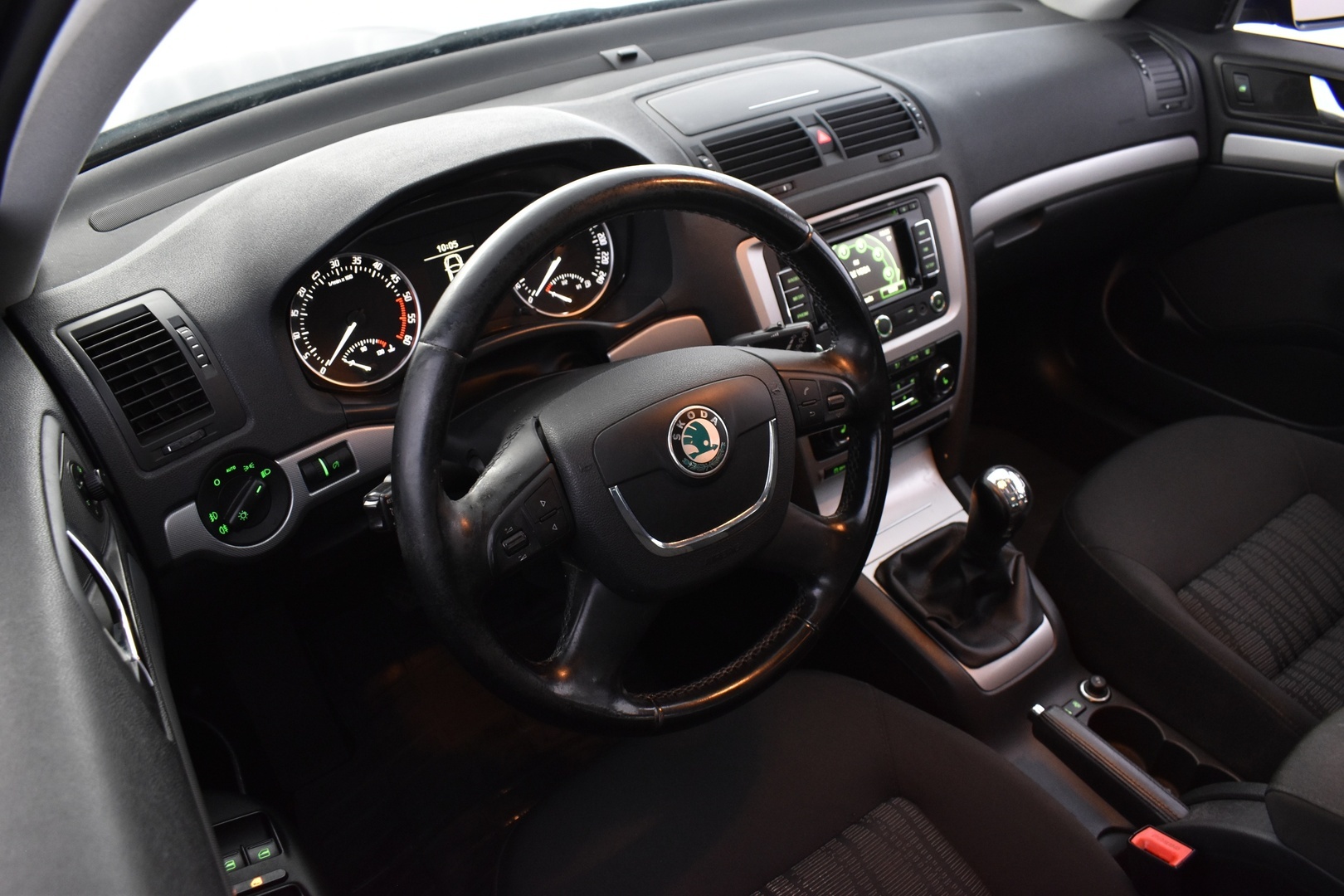 SKODA Octavia 2011