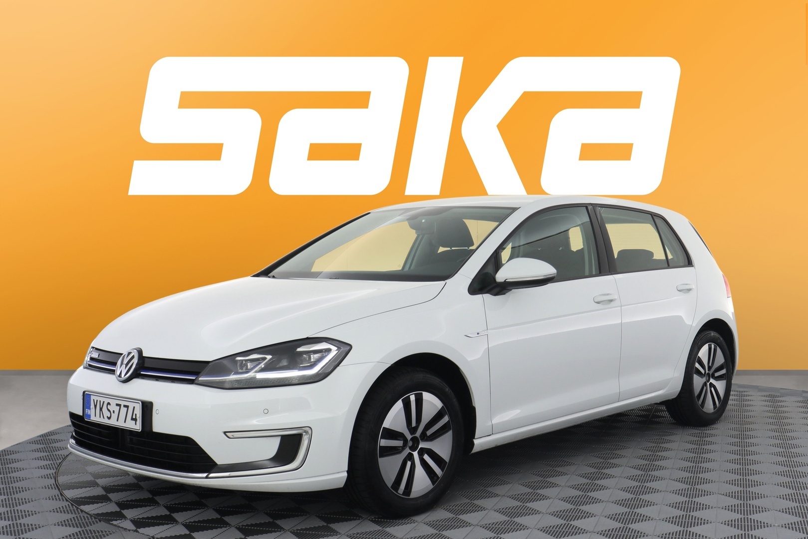 VOLKSWAGEN Golf 2018