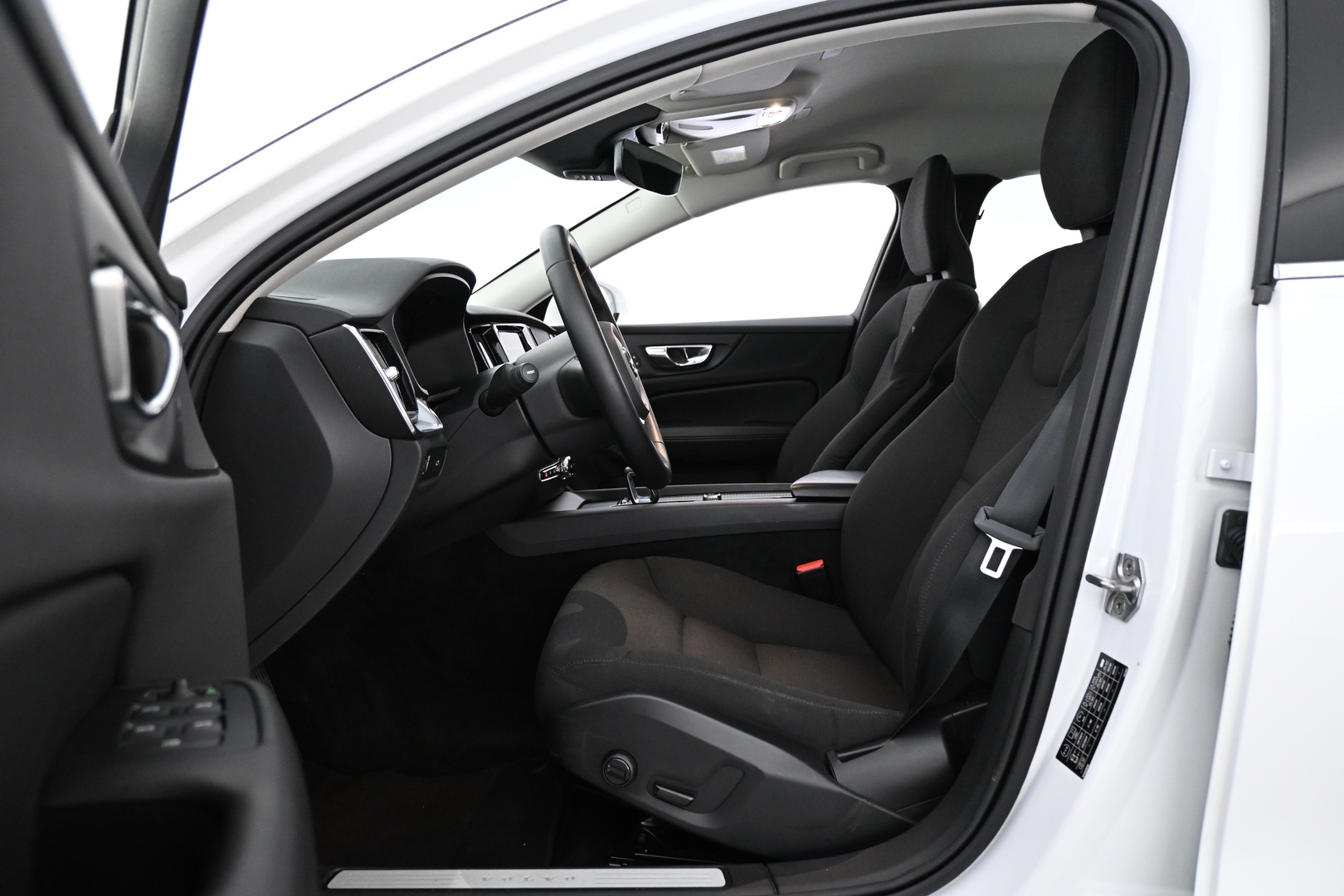 VOLVO V60 2022