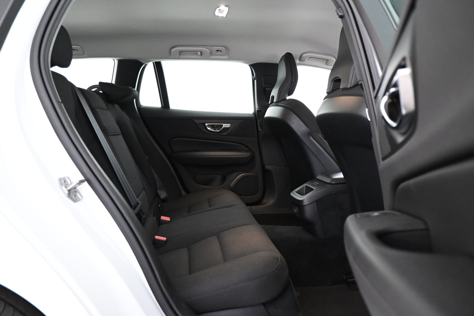 VOLVO V60 2022