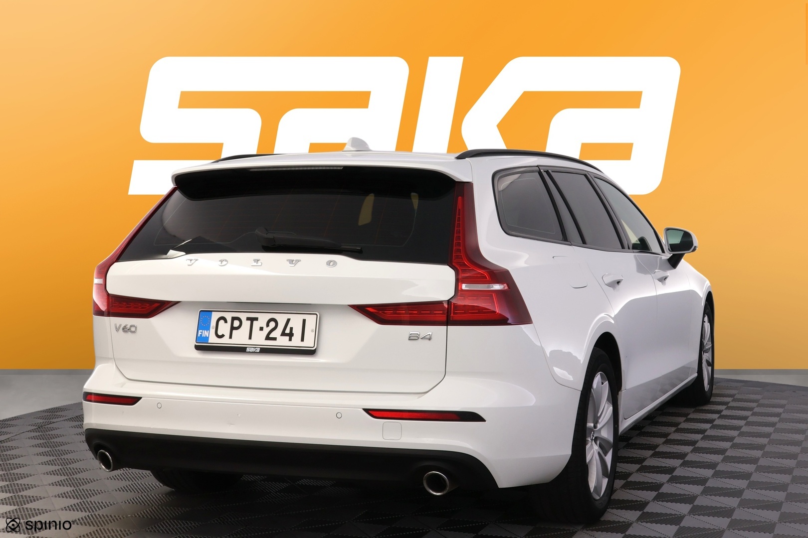VOLVO V60 2022