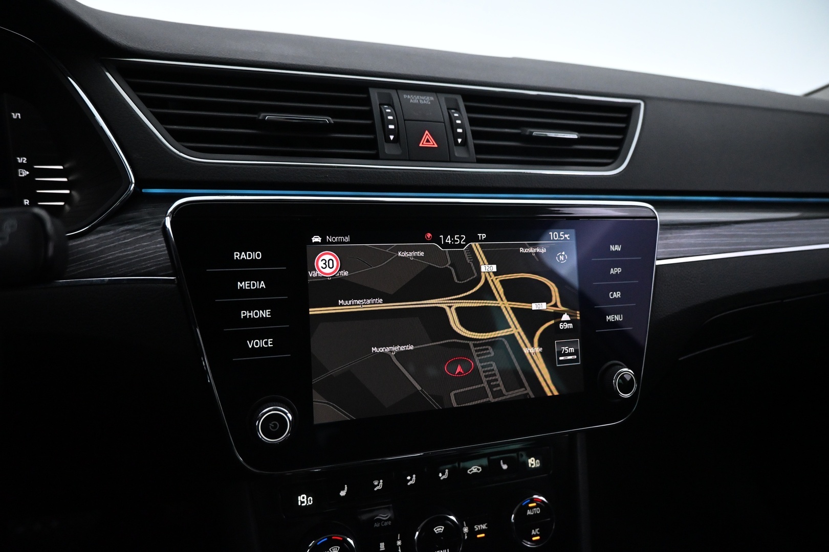 SKODA Superb 2020