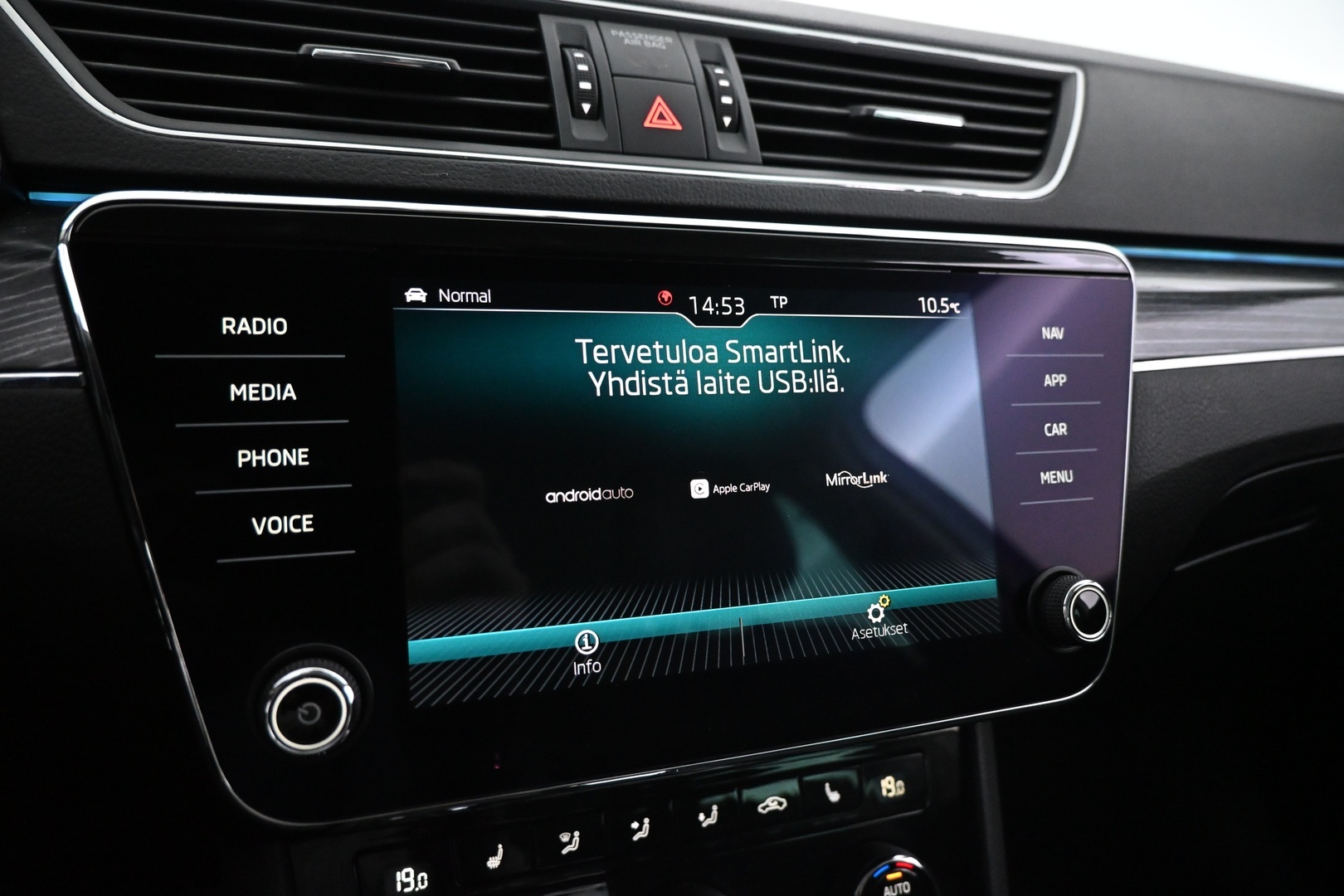 SKODA Superb 2020
