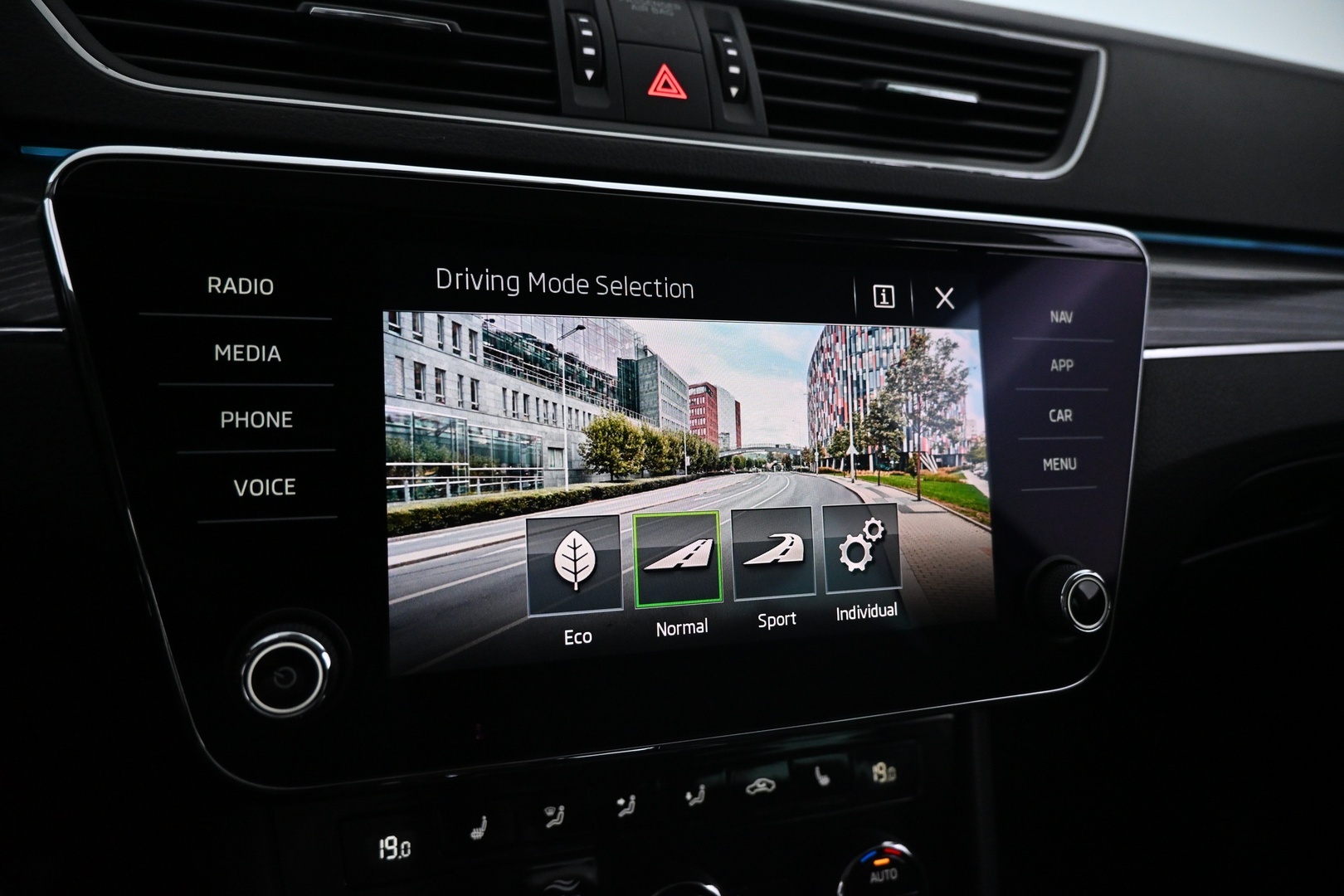 SKODA Superb 2020