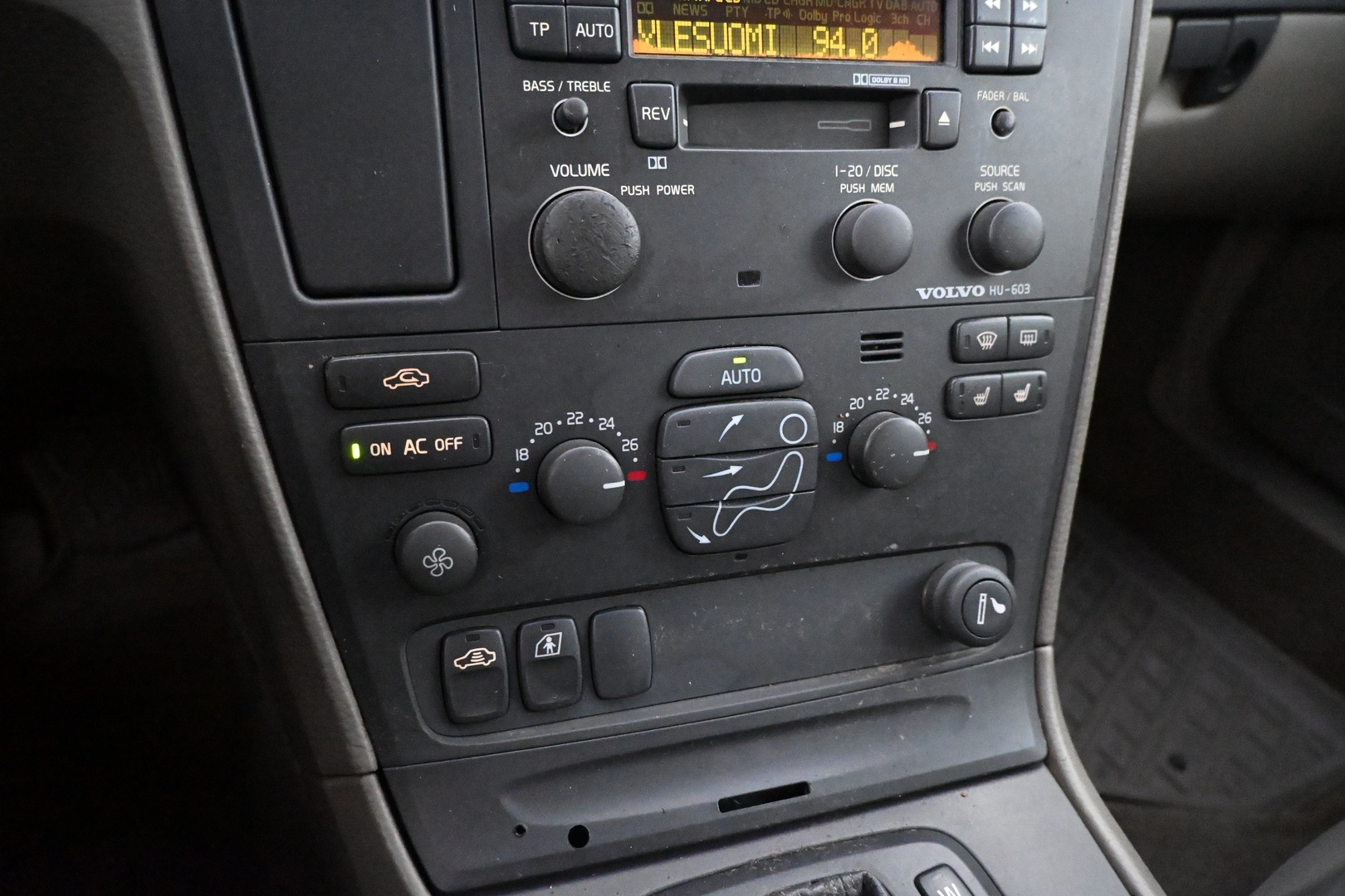 VOLVO V70 2000