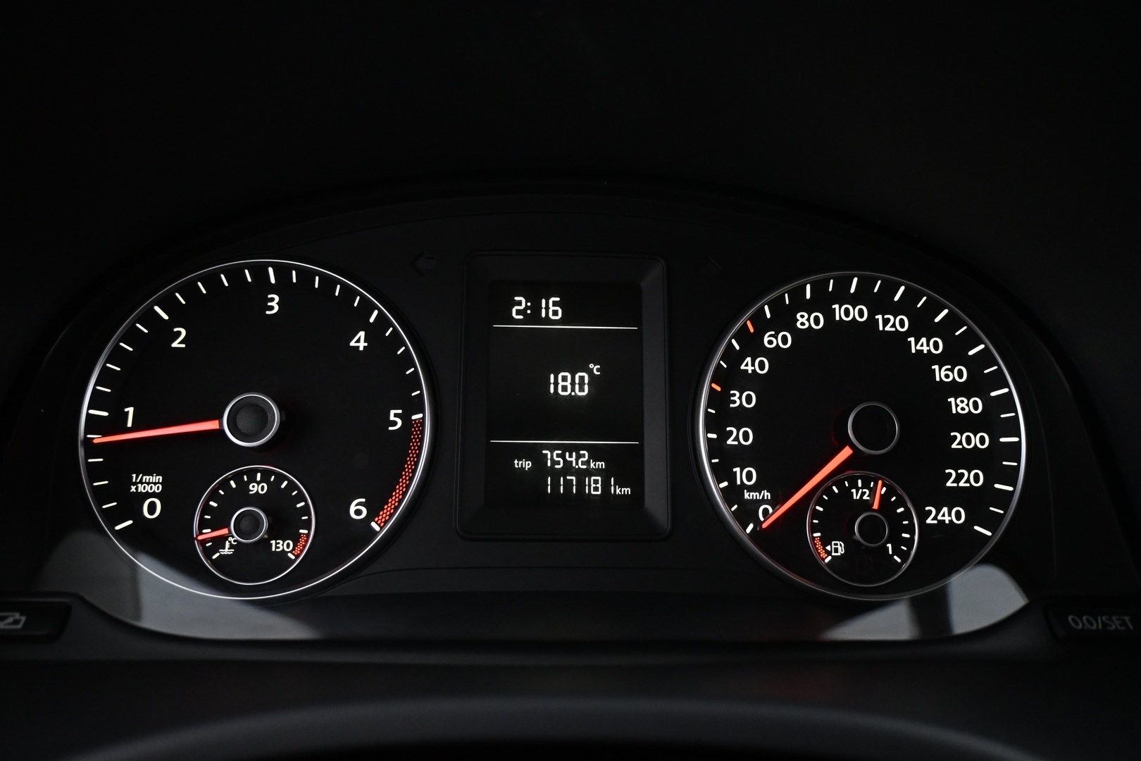 VOLKSWAGEN Caddy 2011