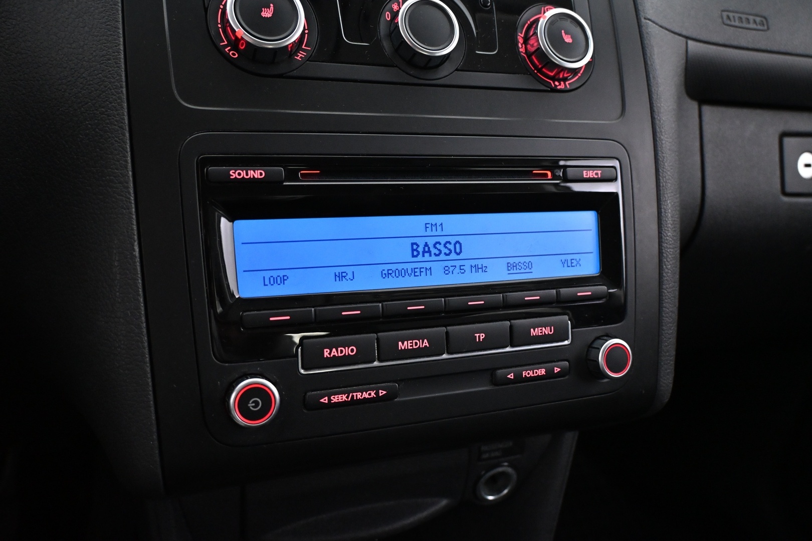 VOLKSWAGEN Caddy 2011