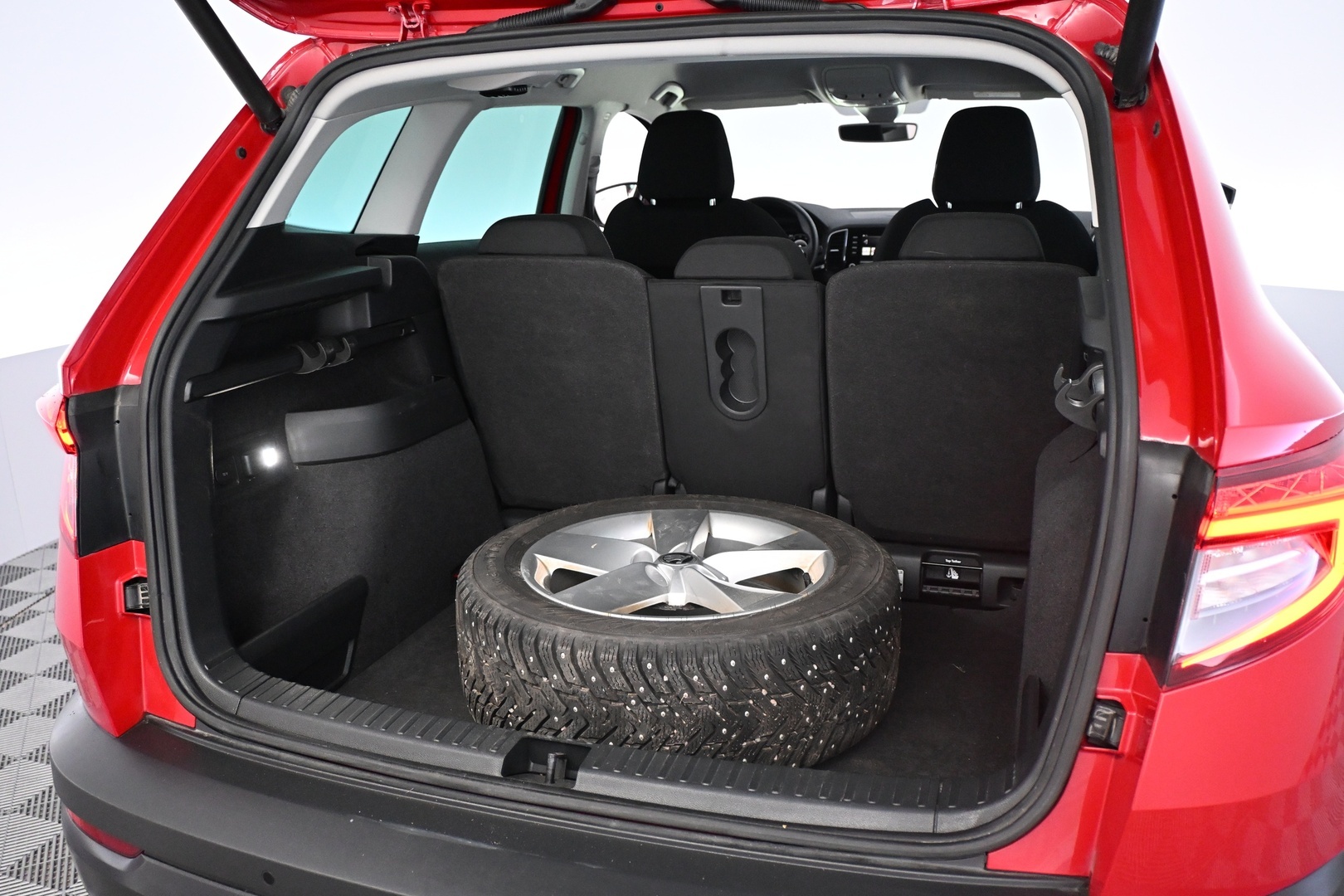 SKODA Karoq 2019