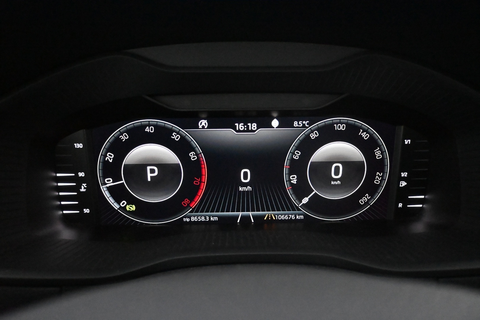 SKODA Karoq 2019