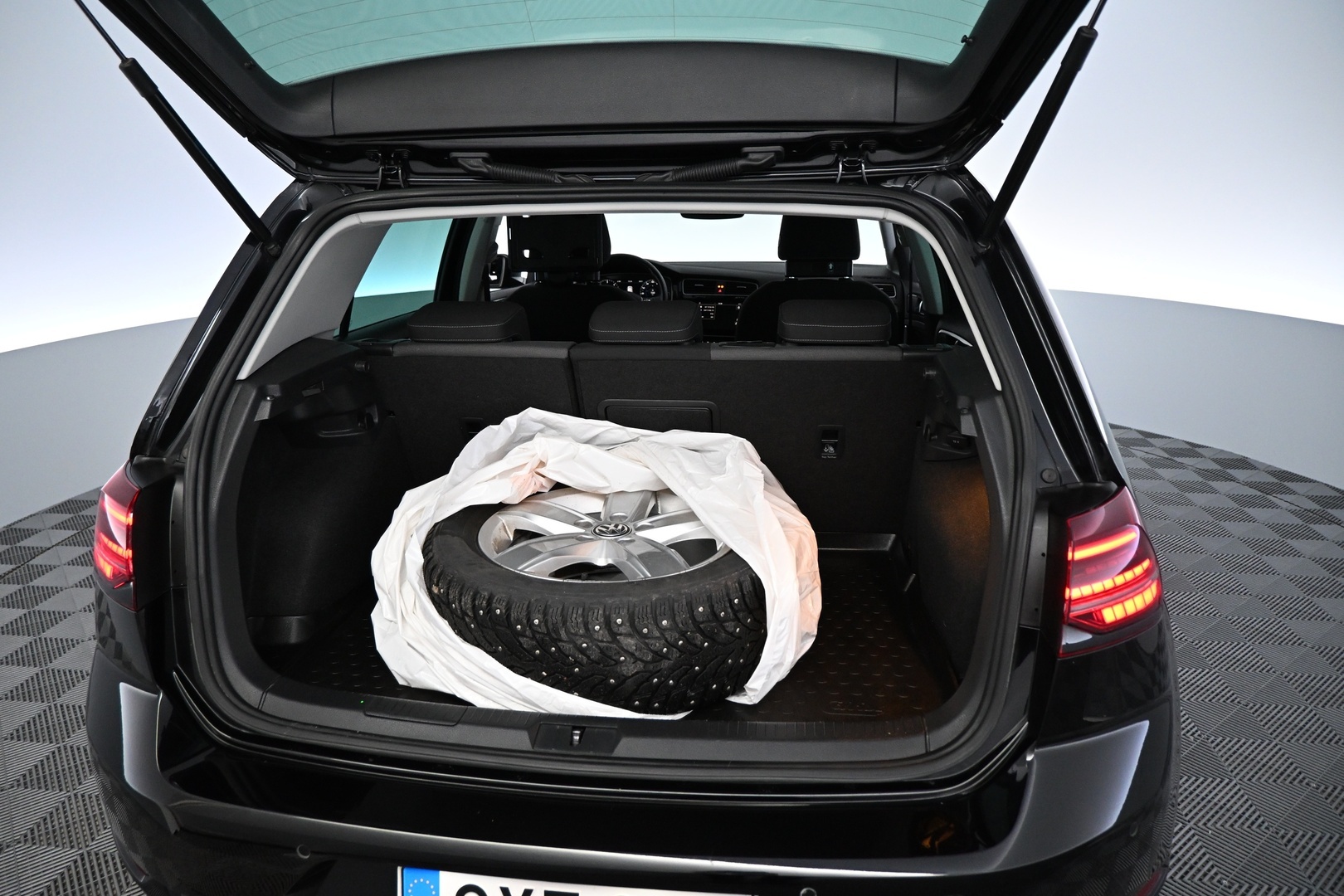 VOLKSWAGEN Golf 2018