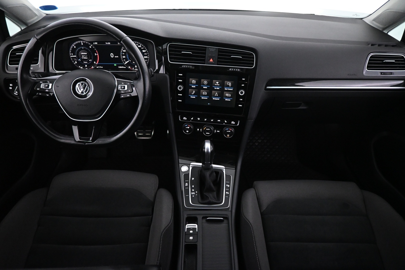 VOLKSWAGEN Golf 2018