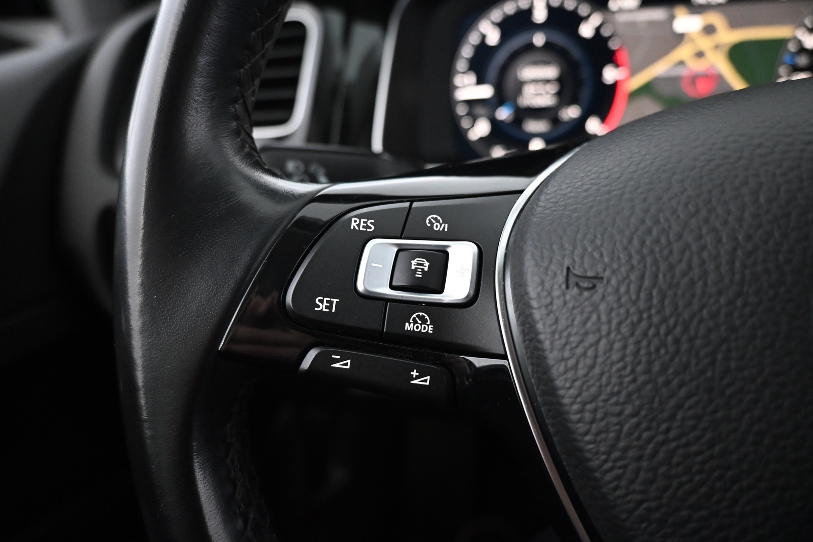 VOLKSWAGEN Golf 2018