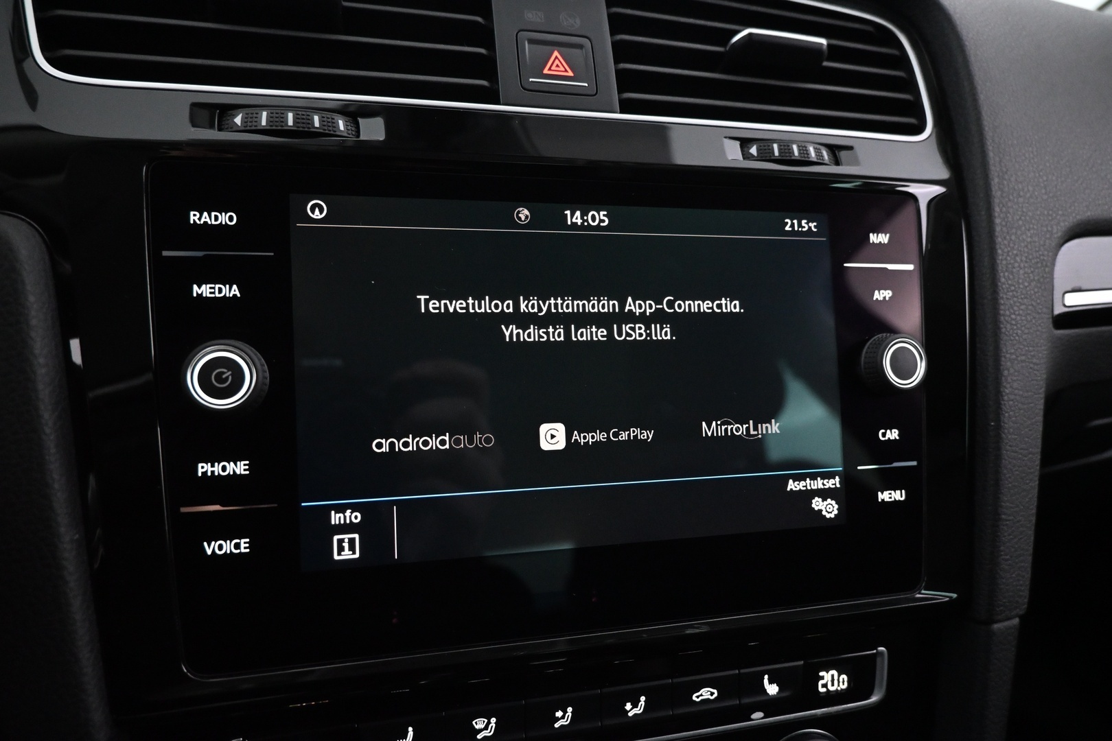 VOLKSWAGEN Golf 2018