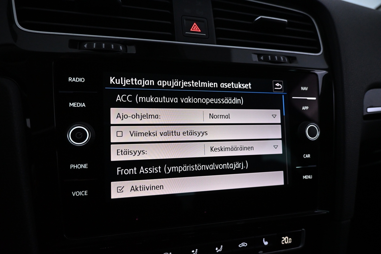 VOLKSWAGEN Golf 2018