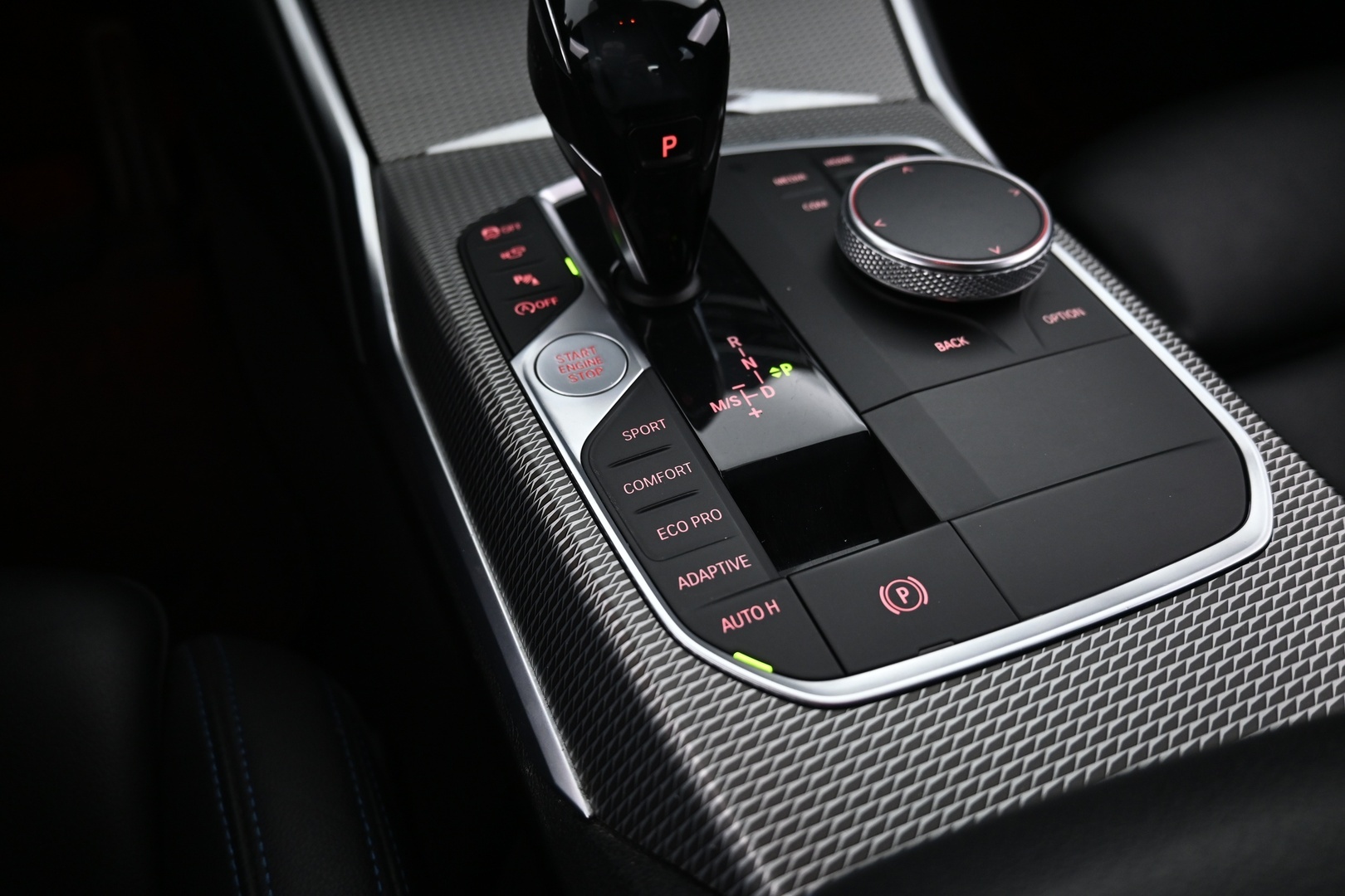 BMW 320 2019