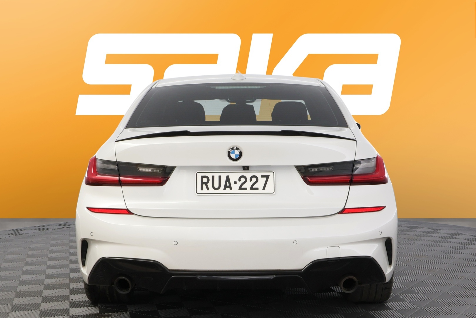 BMW 320 2019