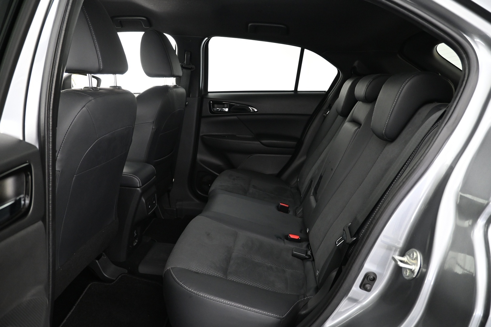 MITSUBISHI Eclipse Cross 2022