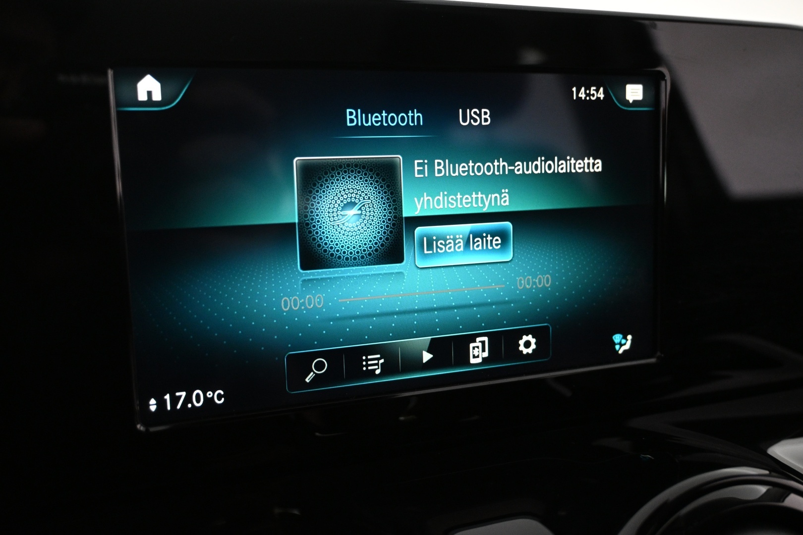 MERCEDES-BENZ B 2023