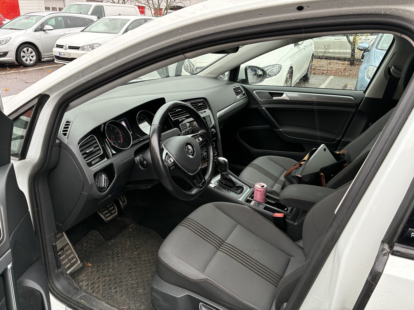 VOLKSWAGEN Golf 2017