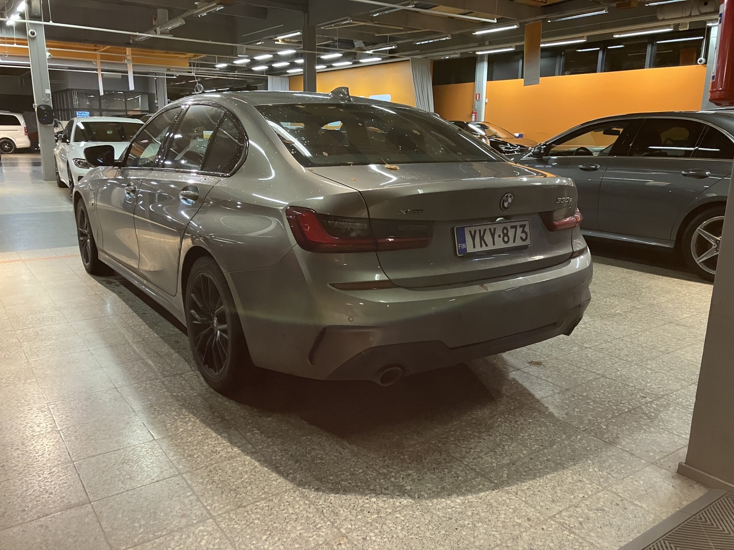 BMW 330 2022