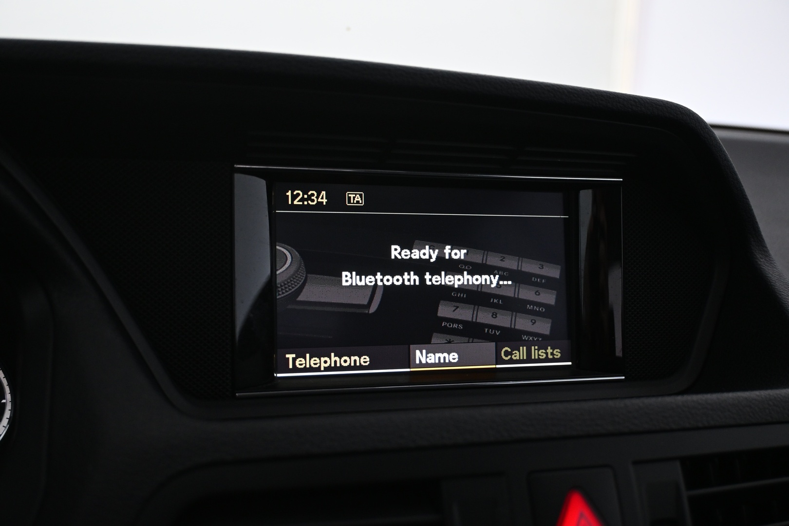 MERCEDES-BENZ E 2011