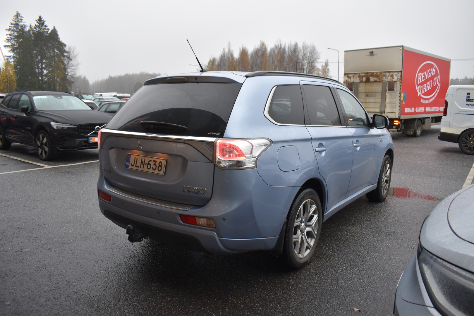 MITSUBISHI Outlander PHEV 2014