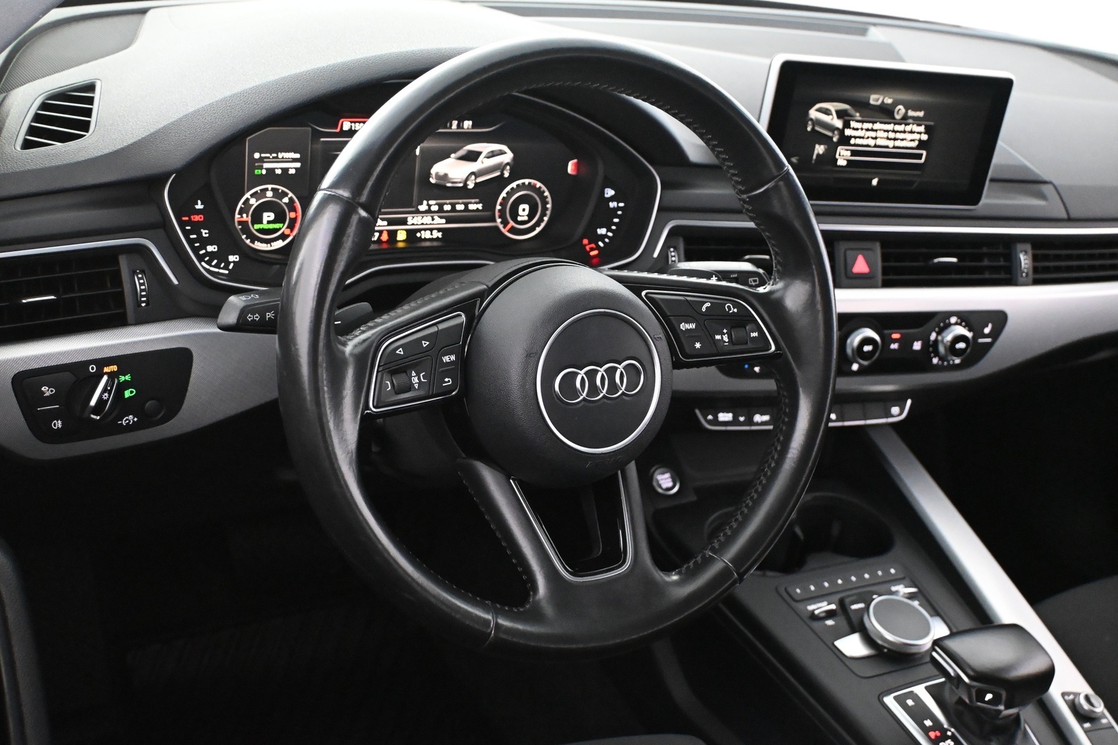 AUDI A4 2016