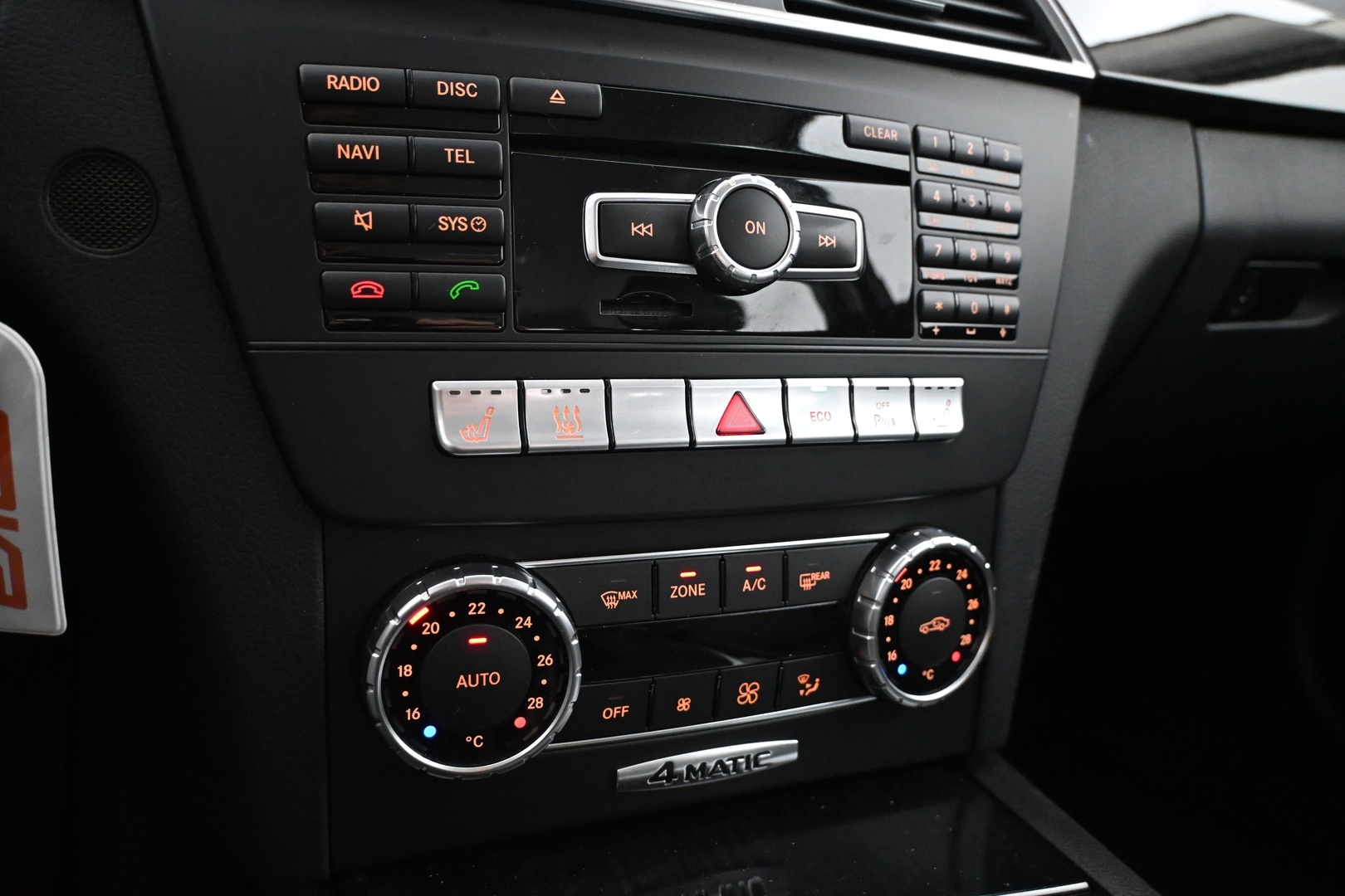 MERCEDES-BENZ C 2012