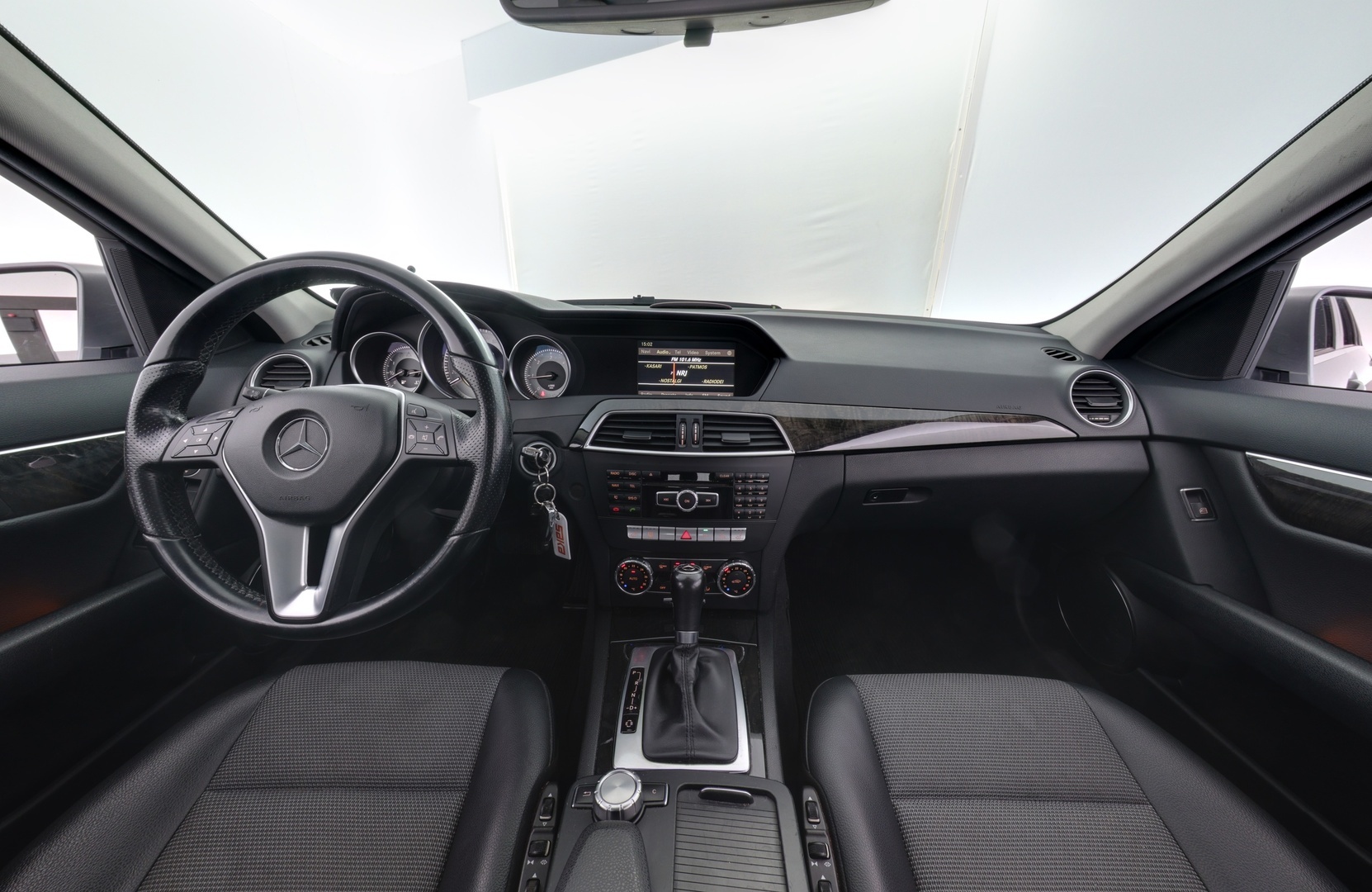 MERCEDES-BENZ C 2012