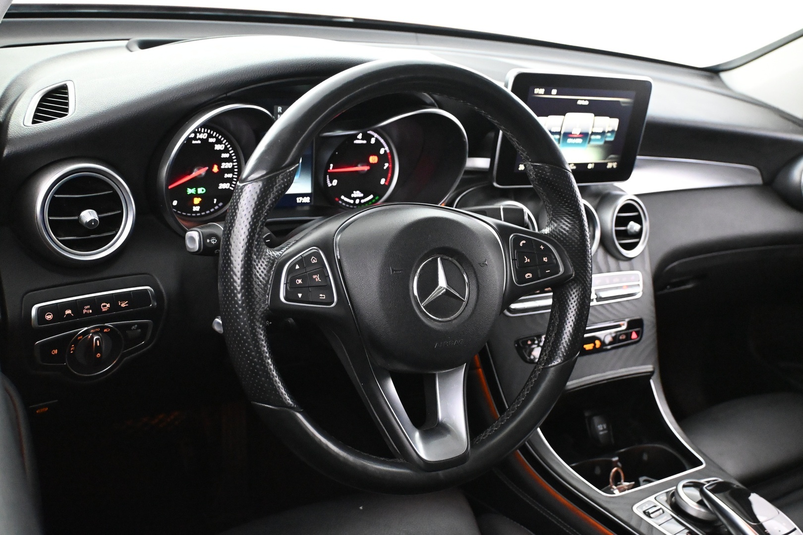MERCEDES-BENZ GLC 2017