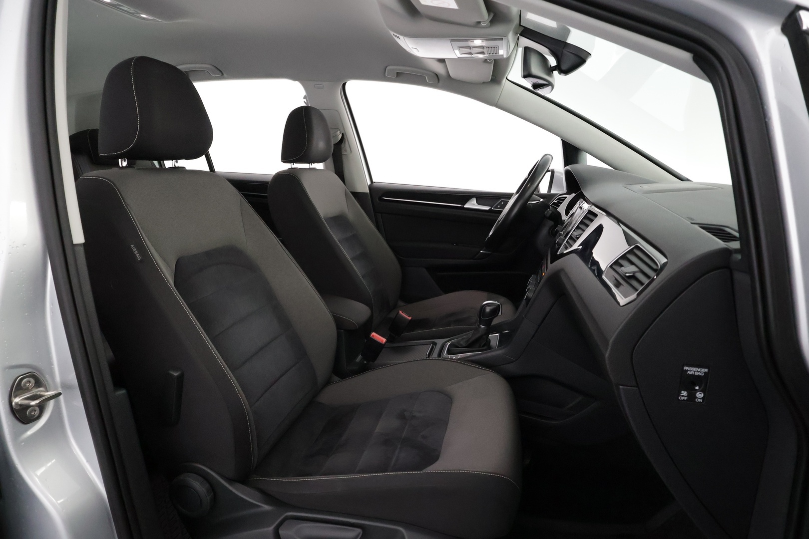 VOLKSWAGEN Golf Sportsvan 2015