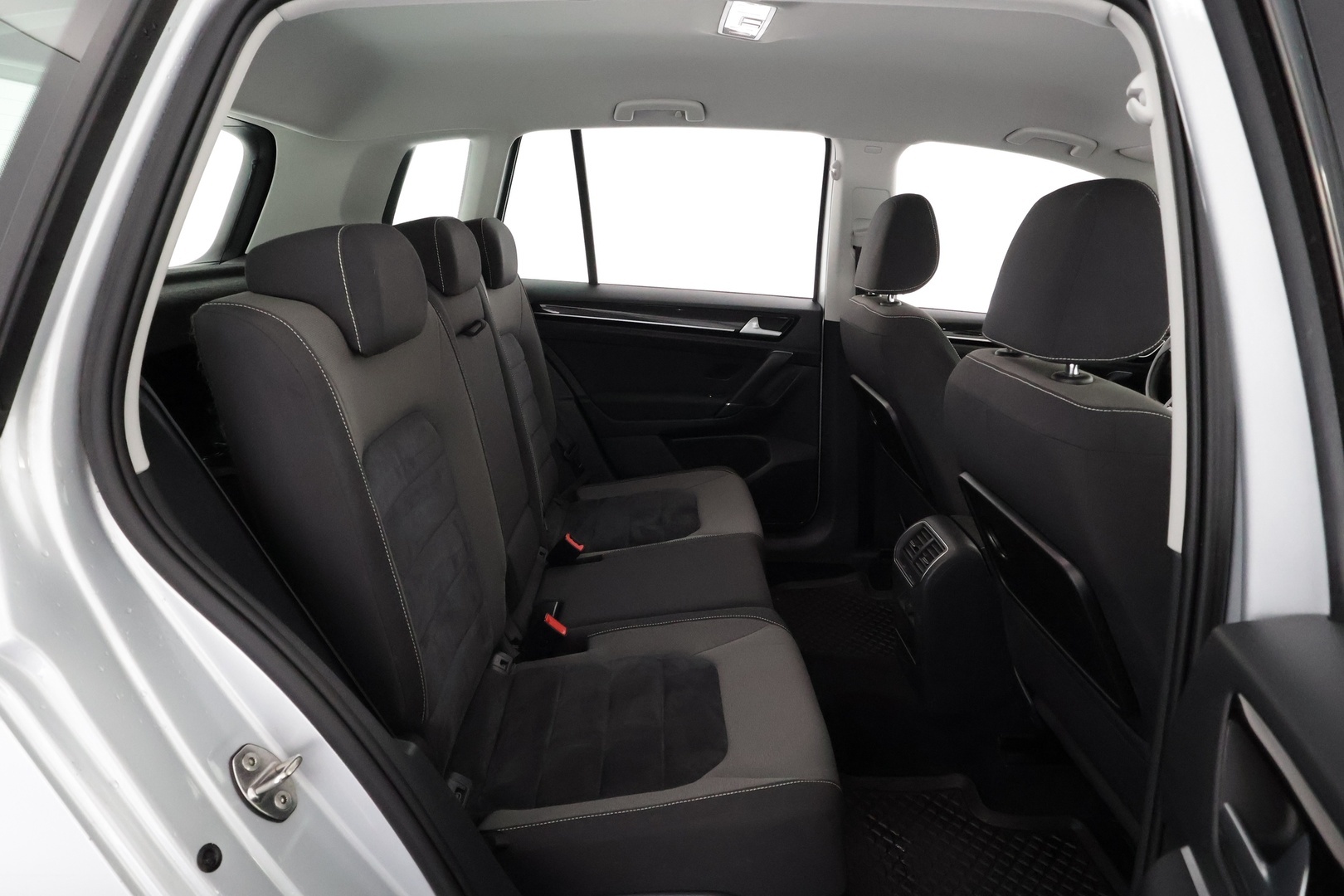 VOLKSWAGEN Golf Sportsvan 2015