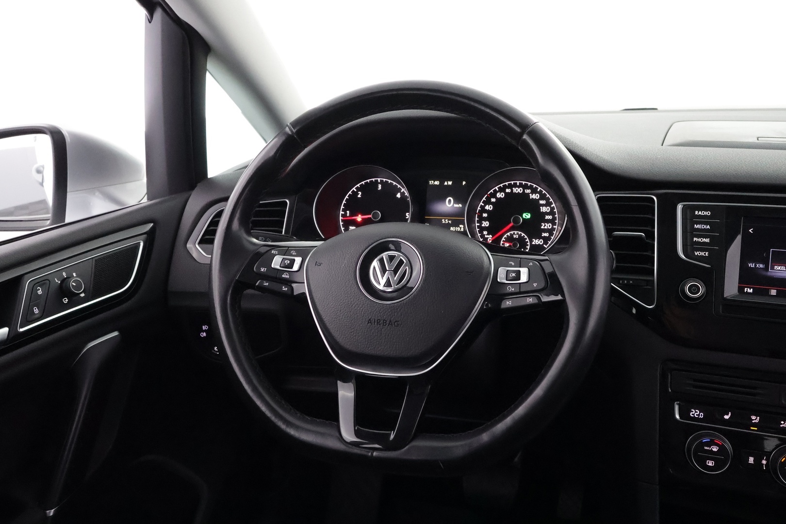 VOLKSWAGEN Golf Sportsvan 2015