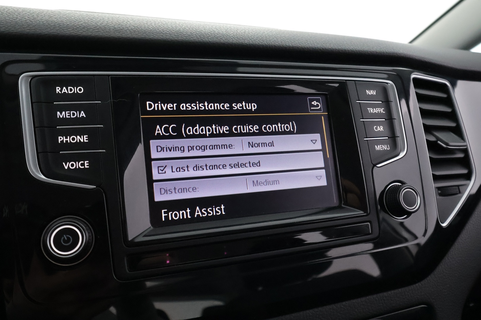 VOLKSWAGEN Golf Sportsvan 2015