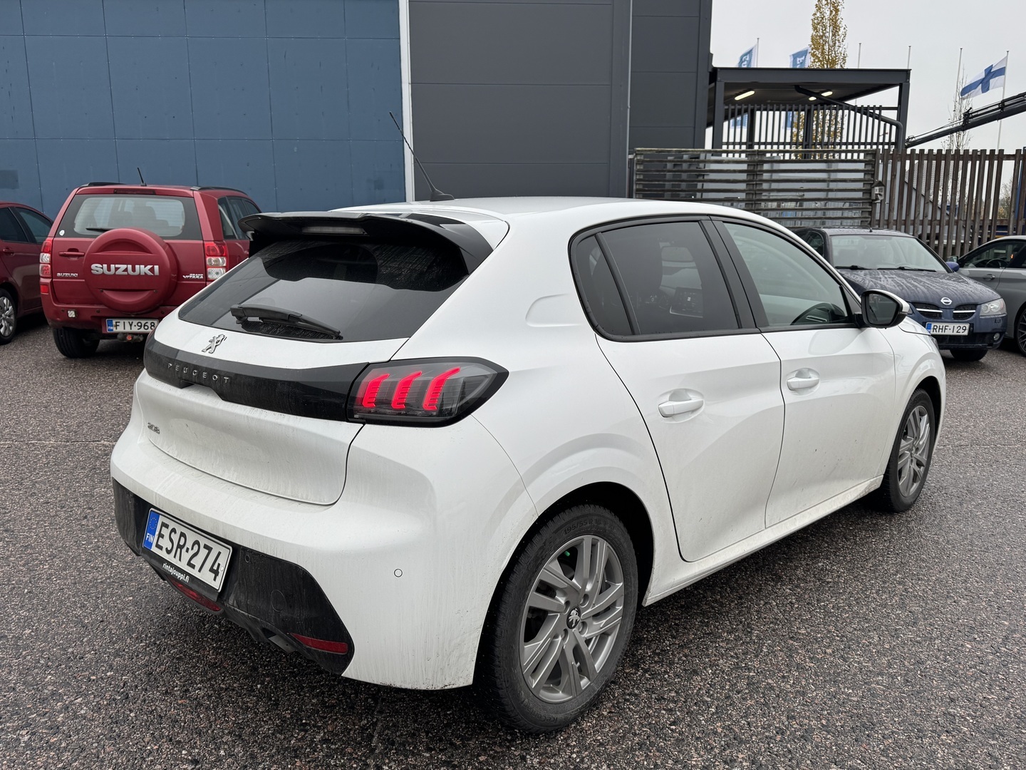 PEUGEOT 208 2021