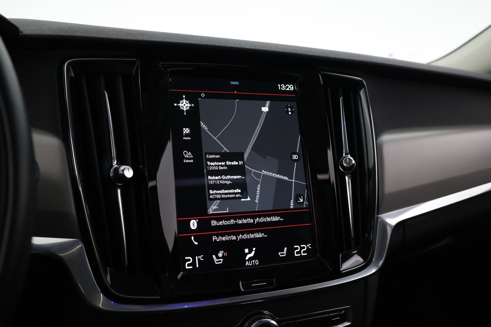 VOLVO V90 2021