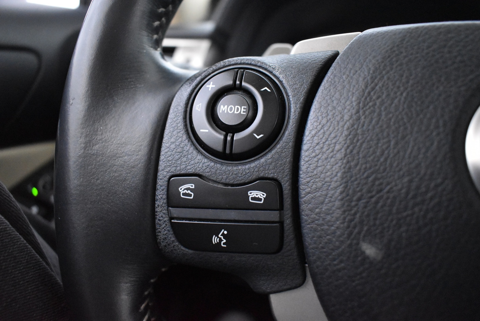 LEXUS IS 2014