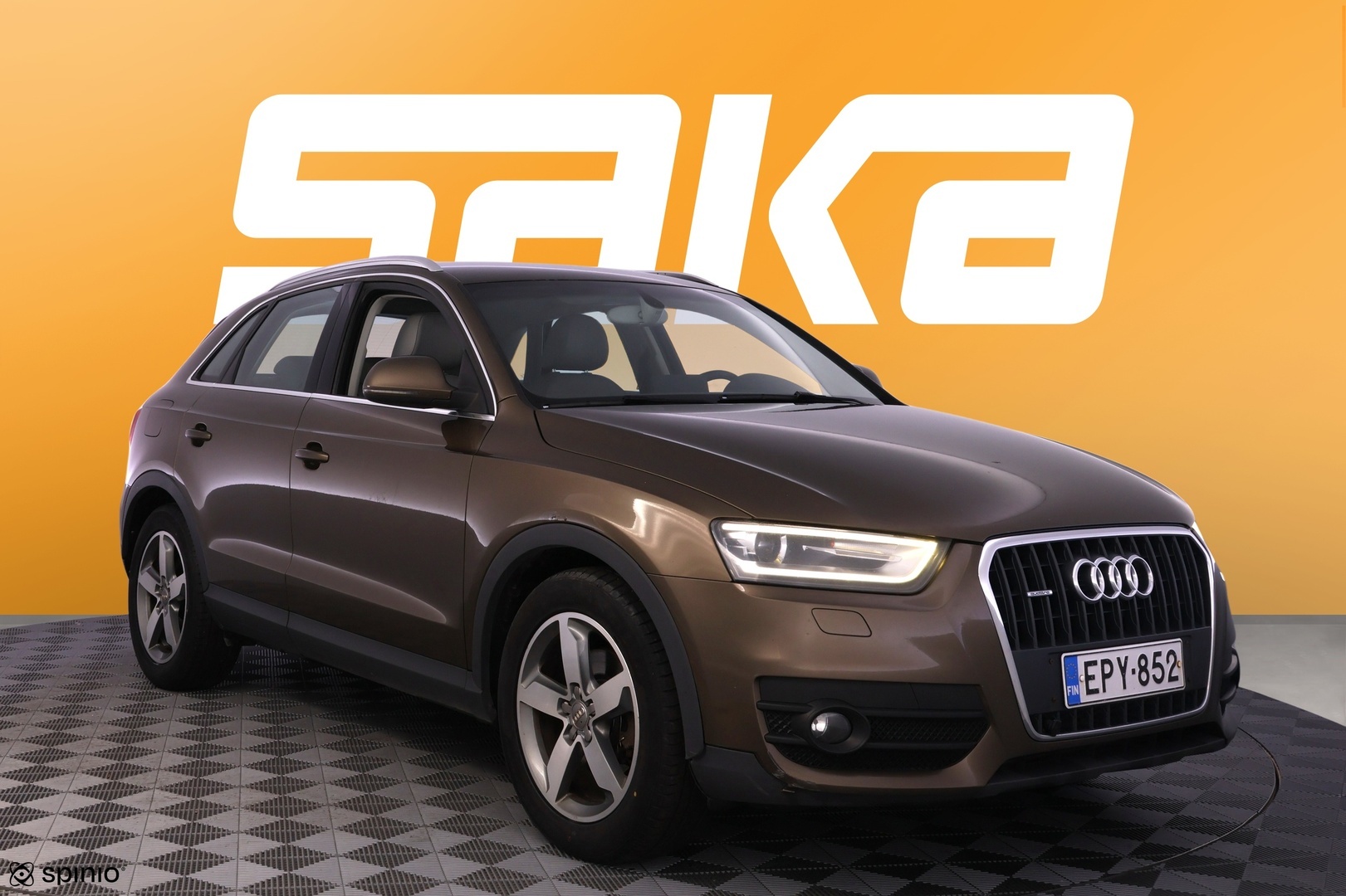 AUDI Q3 2012
