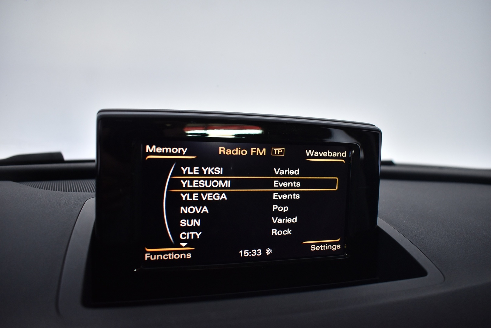 AUDI Q3 2012